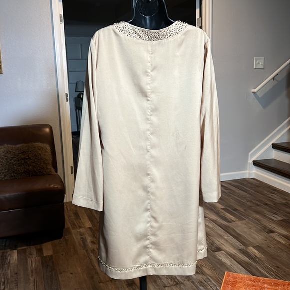 Scoop Neck Dress - Picture 4 of 6